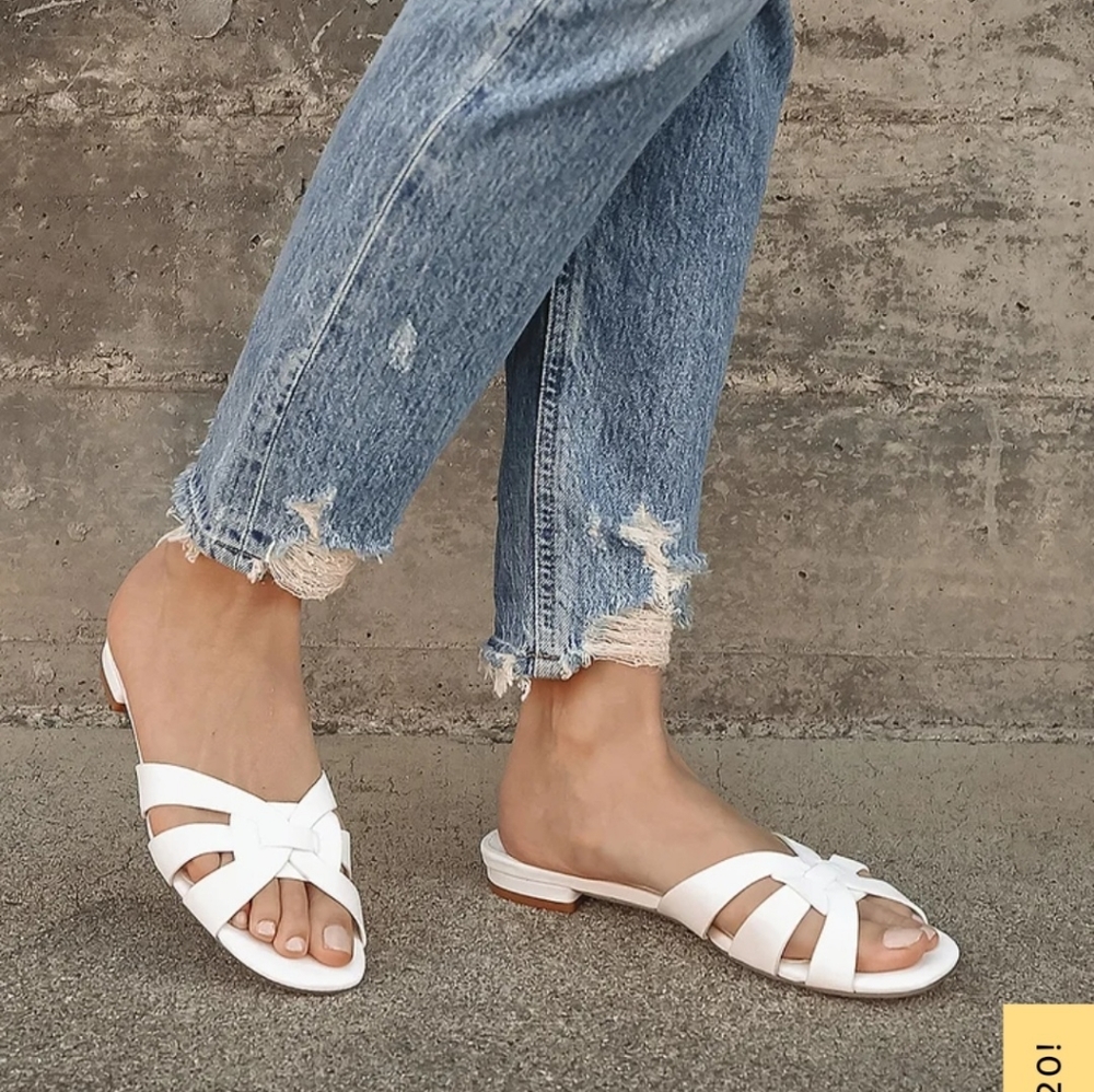 Lulu's White Caitlin Slide Sandals